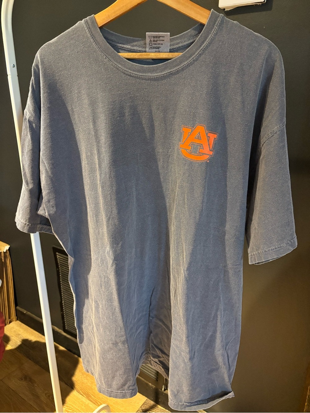Auburn Tigers Tee with Orange AU Logo